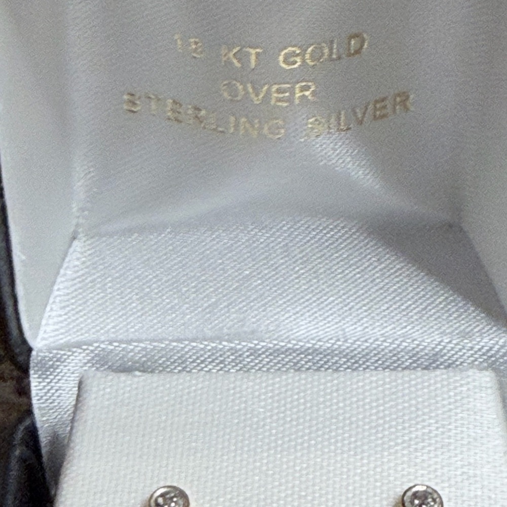 Elegant 18 KT Gold Sterling Silver Diamond Accent Dangle Earrings .925 china - Picture 4 of 8